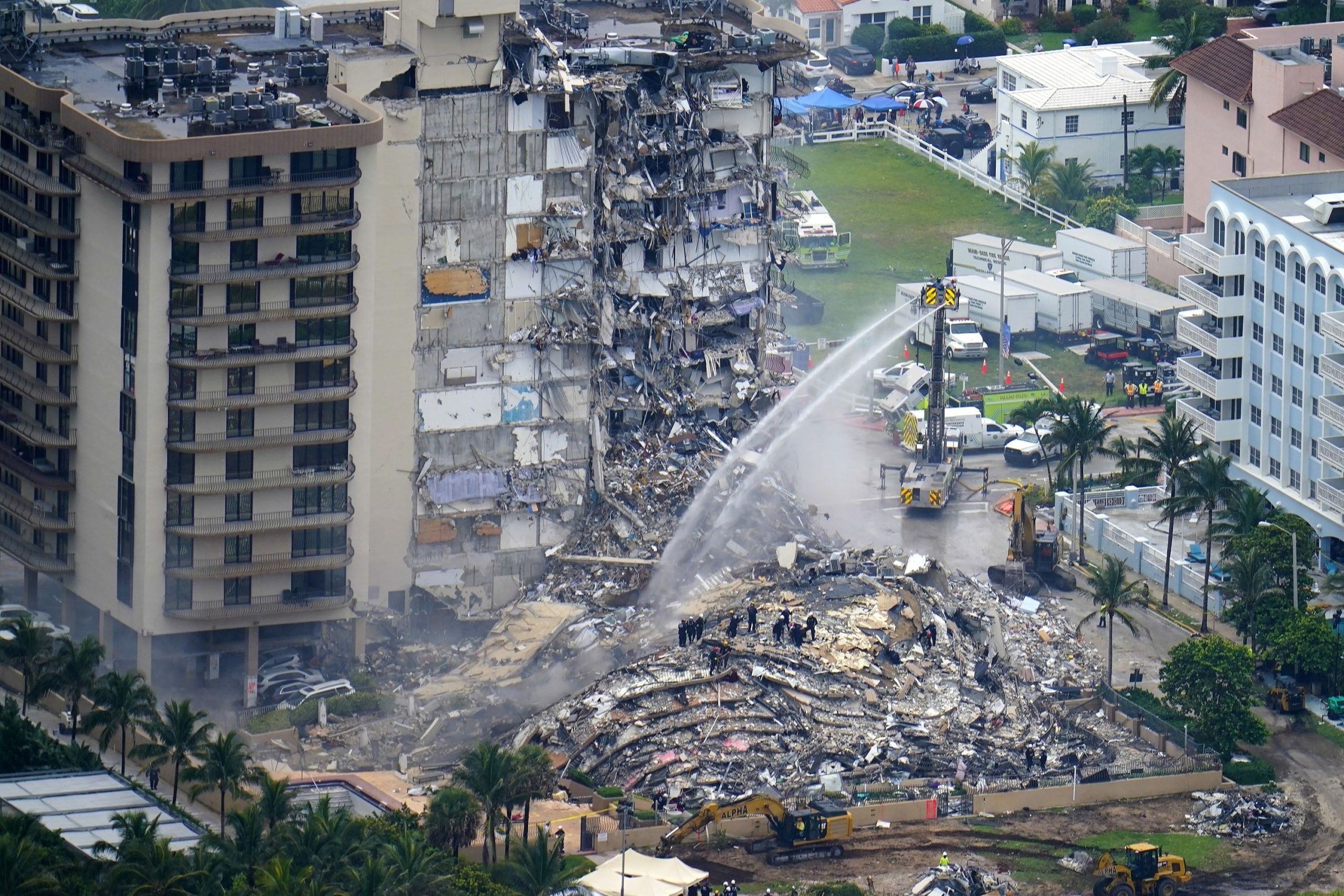 Champlain Towers South Collapse v2